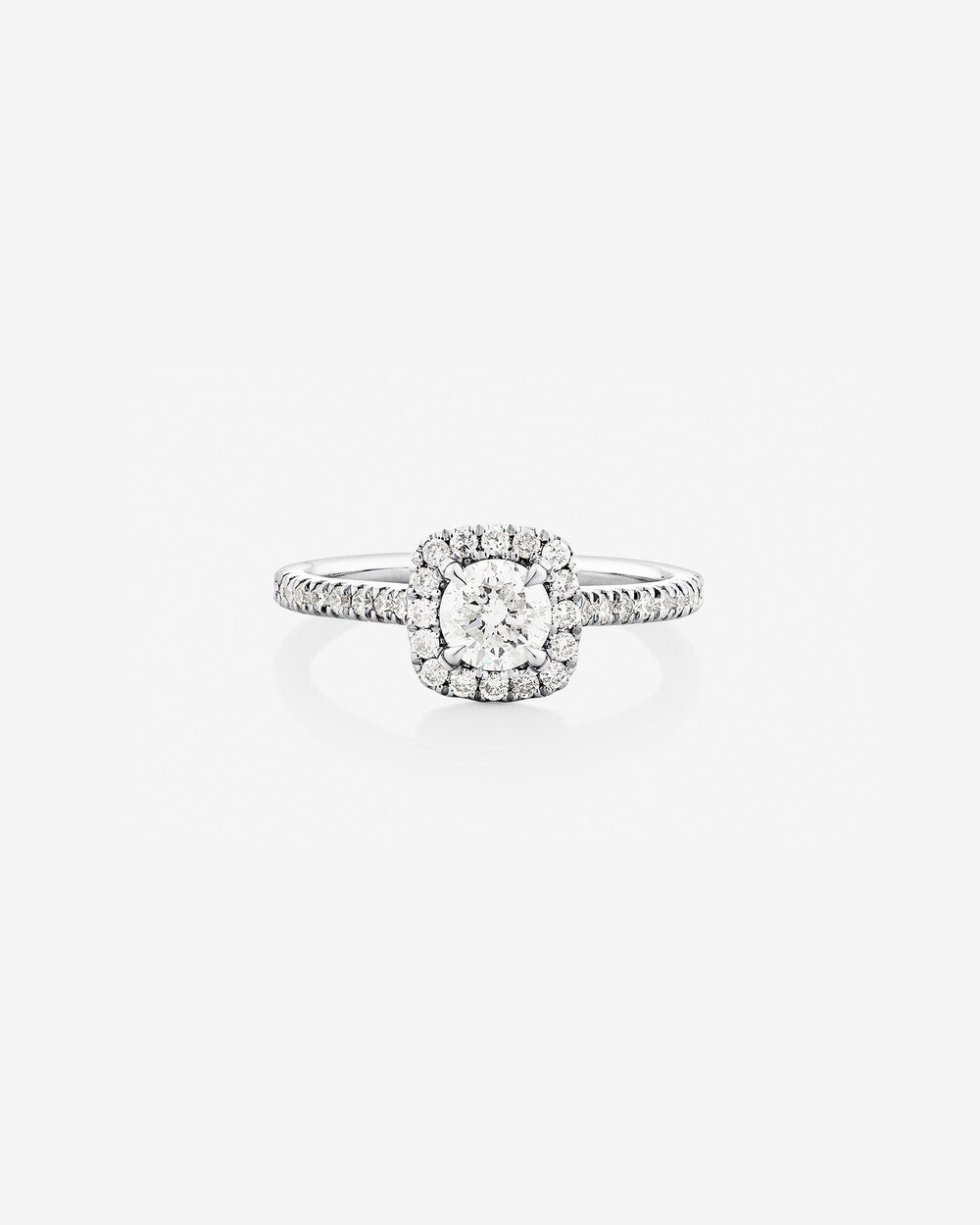 Engagement Ring With 0.90 Carat TW Of Diamonds In 14kt Gold
